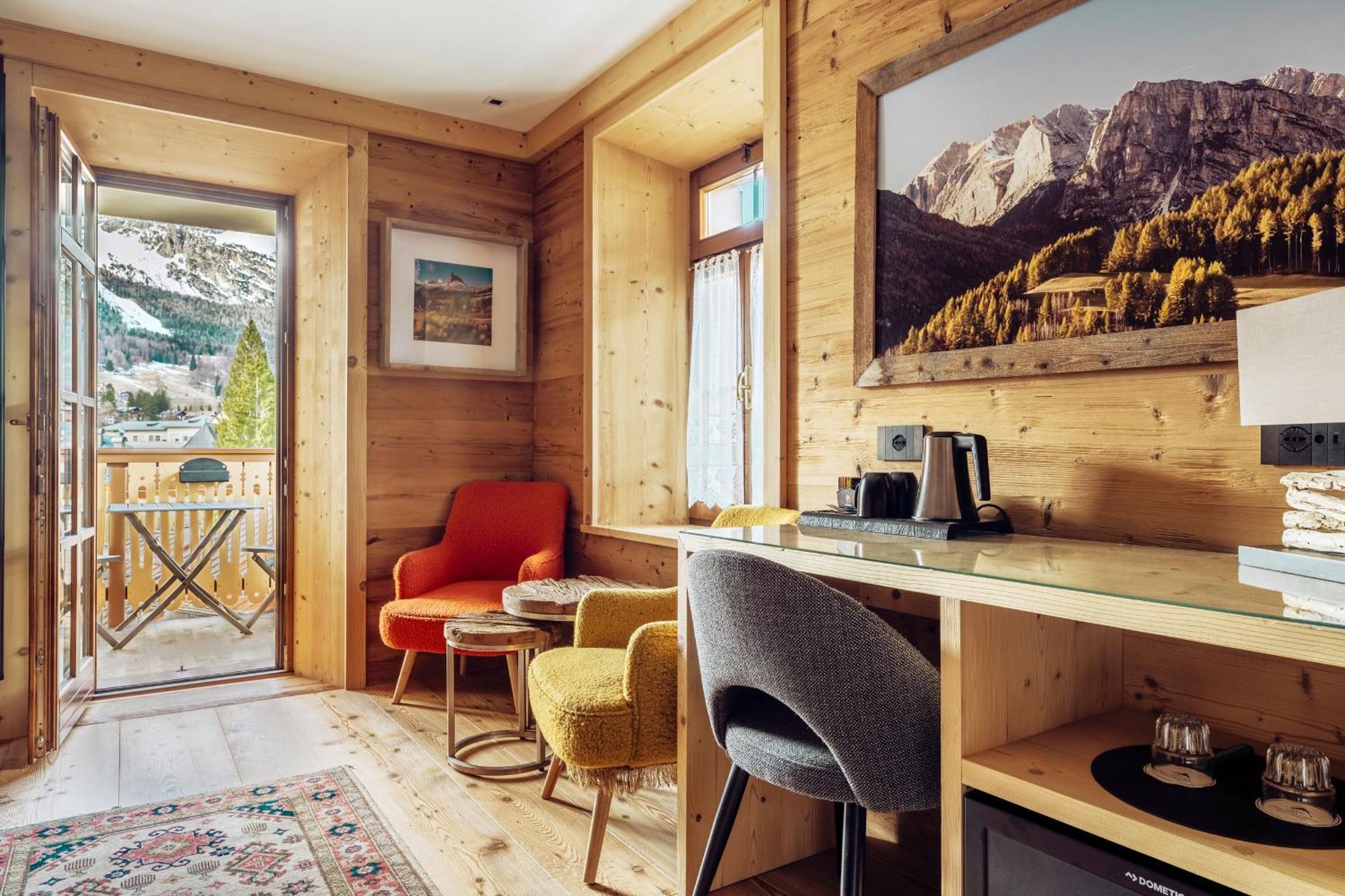 Hotel Villa Alpina ***S กอร์ตินาดัมเปซโซ ภายนอก รูปภาพ