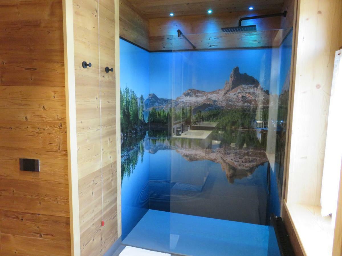 Hotel Villa Alpina ***S กอร์ตินาดัมเปซโซ ภายนอก รูปภาพ