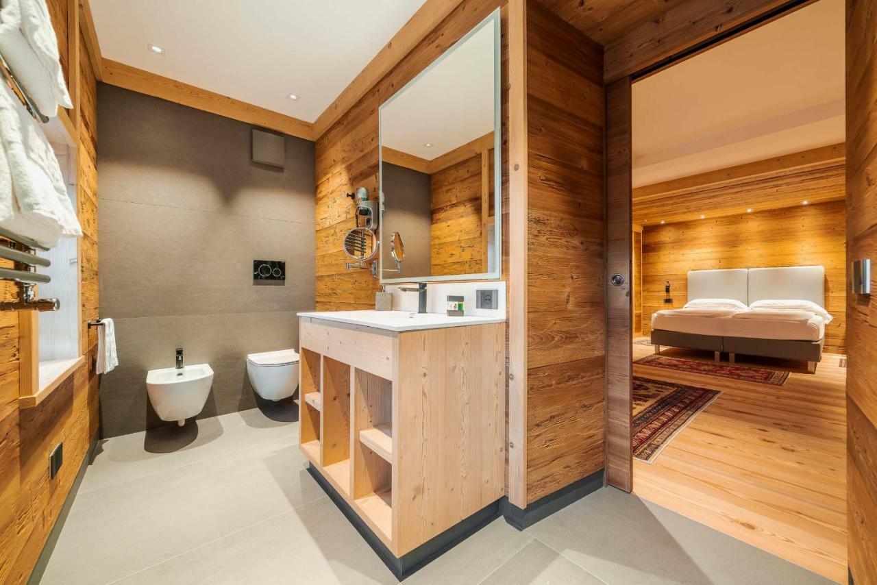 Hotel Villa Alpina ***S กอร์ตินาดัมเปซโซ ภายนอก รูปภาพ